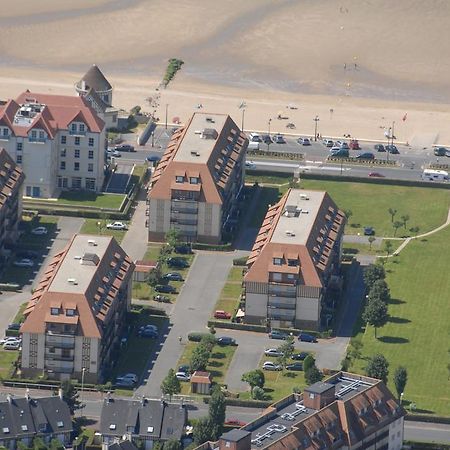 Lagrange Vacances Les Residences Villers-sur-Mer Buitenkant foto